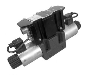 شیر پروپرشنال کنترل مسیر 3/8 وسط بسته برند Duplomatic با شماره فنی DSE5J-C75/20N-E0K11